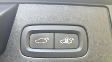 Volvo XC60 2.0 T6 [350] RC PHEV Plus Dark 5dr AWD Geartronic Estate